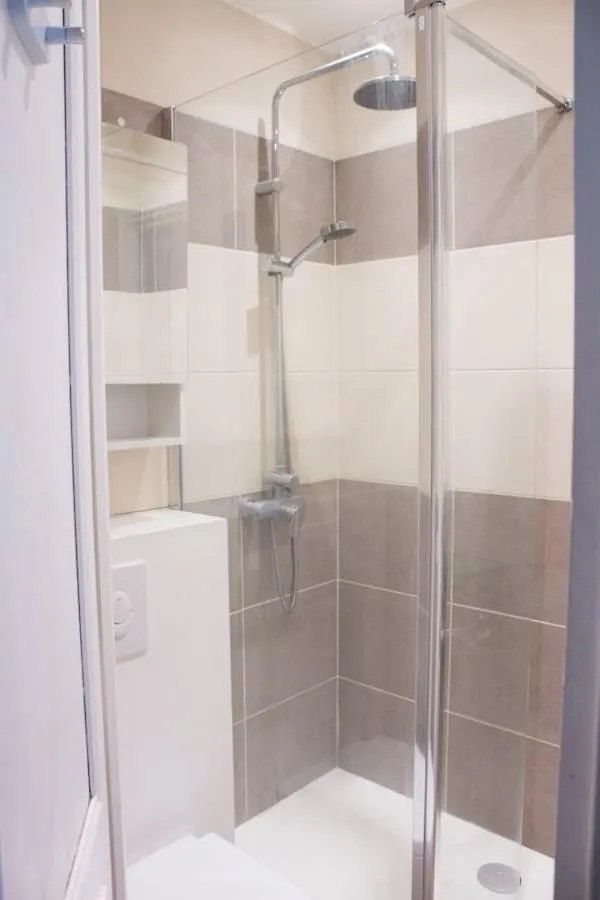 Hostnfly Apartments - Paris 0*,